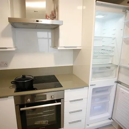 Apartment Short Let Direct - Mountjoy Square D1 *