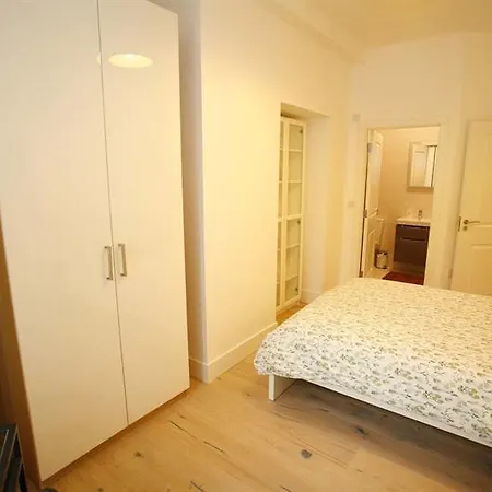 Apartment Short Let Direct - Mountjoy Square D1 Dublin